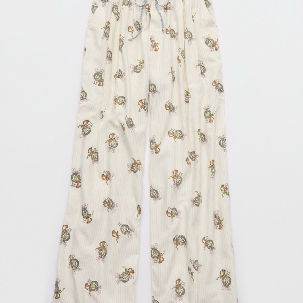 Aerie White Grinch Cindy Lou Who Pajama Pant - Picture 3 of 5